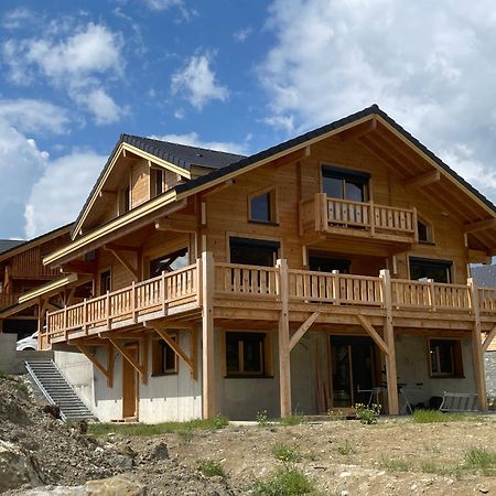 Appartement Lumineux Neuf Dans Bas De Chalet Le Douglas La Joue du Loup Exterior foto