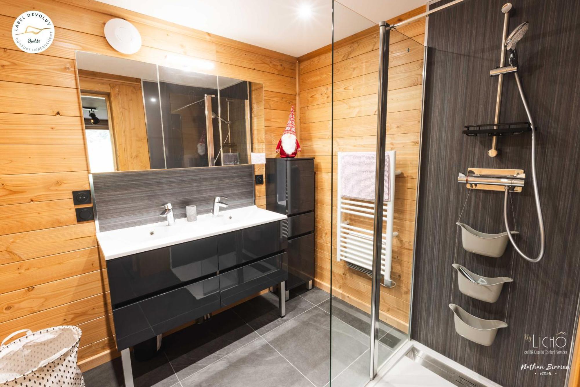 Appartement Lumineux Neuf Dans Bas De Chalet Le Douglas La Joue du Loup Exterior foto