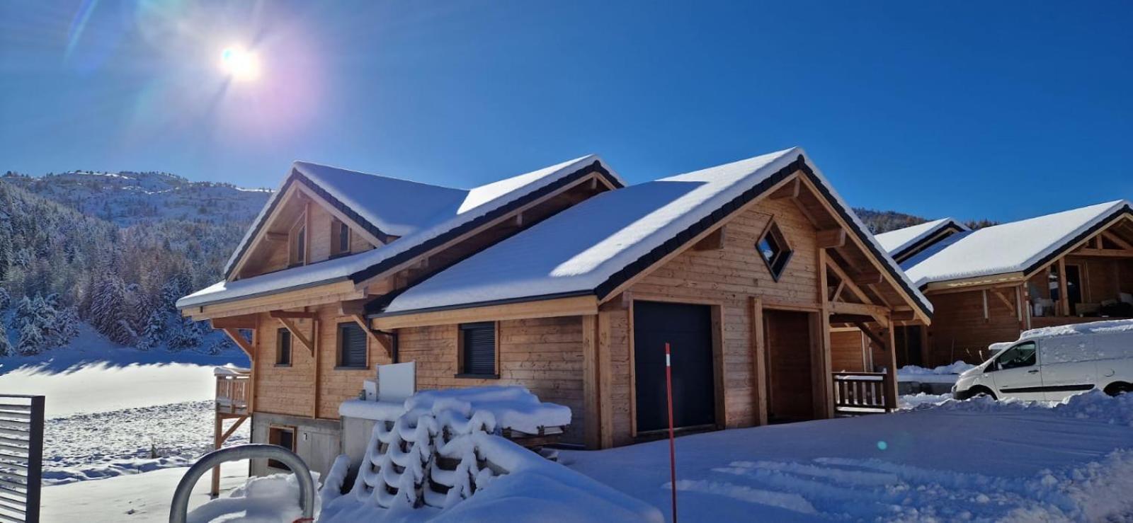 Appartement Lumineux Neuf Dans Bas De Chalet Le Douglas La Joue du Loup Exterior foto